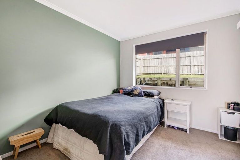 Photo of property in 9 Jean Place, Stanmore Bay, Whangaparaoa, 0932