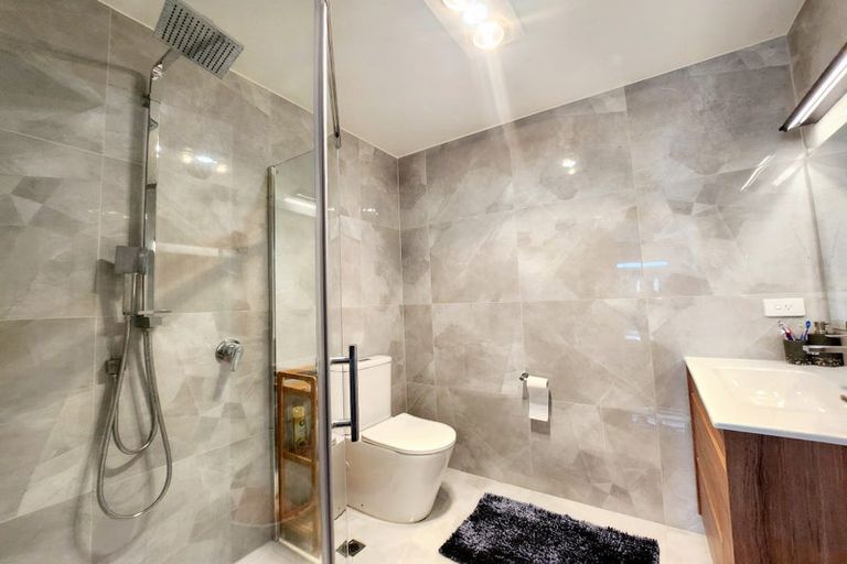 Photo of property in 6c Christmas Road, Manurewa, Auckland, 2102