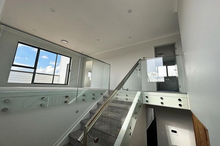Photo of property in 27 Raymond Grace Avenue, Huapai, Kumeu, 0810