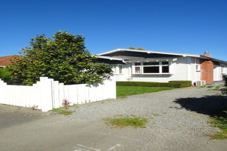 Photo of property in 74 Cornwall Street, St Albans, Christchurch, 8014