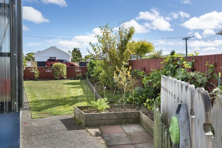 Photo of property in 65 Cloten Road, Stratford, 4332