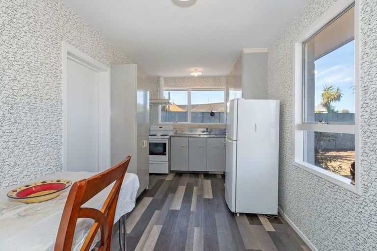 Photo of property in 2/6 Jade Place, Parklands, Christchurch, 8083