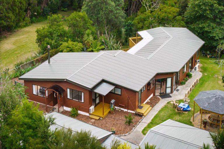Photo of property in 78 Opanuku Road, Henderson Valley, Auckland, 0612