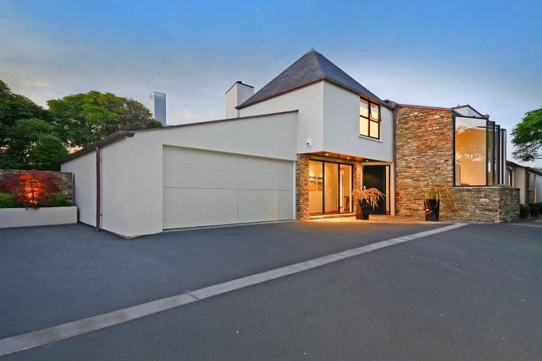 Photo of property in 87a Waterloo Road, Hutt Central, Lower Hutt, 5010