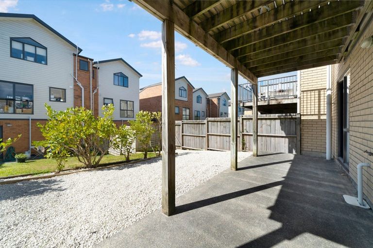 Photo of property in St Claire Village, 12/172 Mcleod Road, Te Atatu South, Auckland, 0610