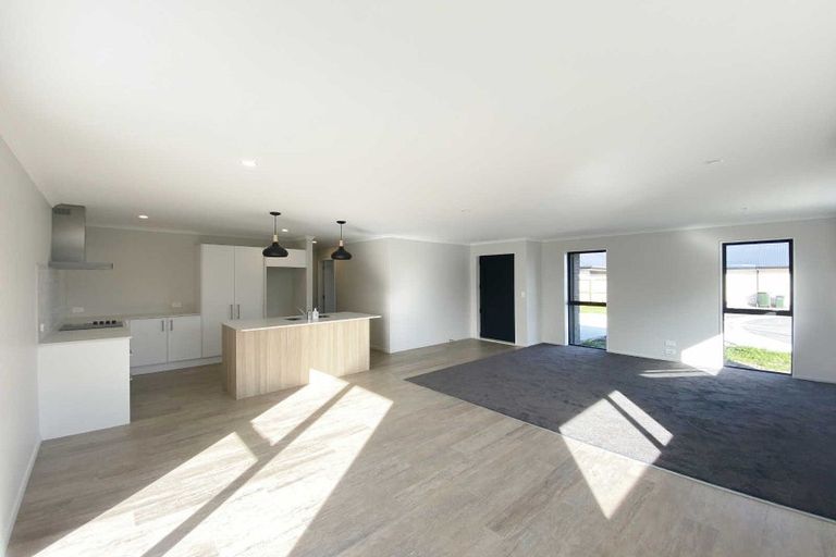 Photo of property in 8 Lolite Lane, Rolleston, 7615