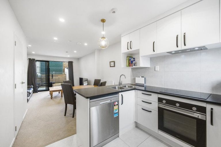 Photo of property in Rf202b, 19/18 Hewlett Road, Massey, Auckland, 0614