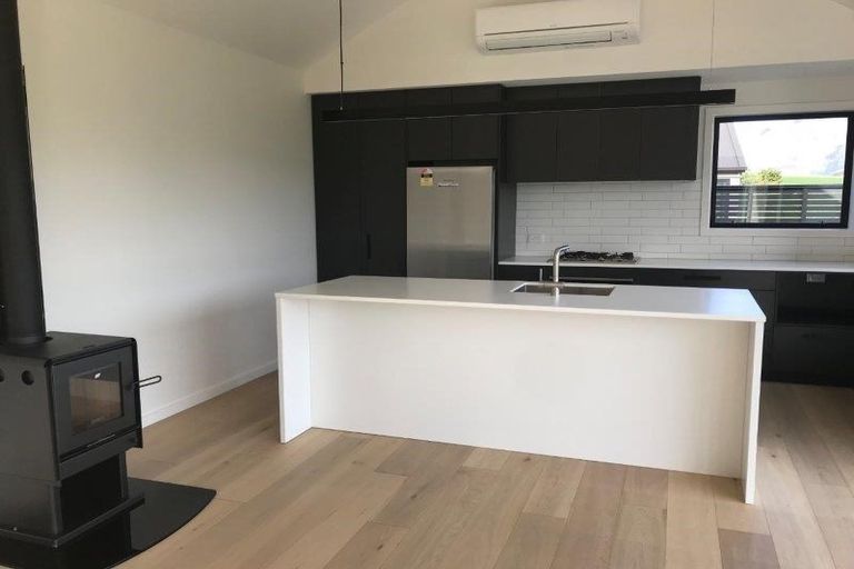 Photo of property in 5 Kotuku Lane, Jacks Point, Queenstown, 9371