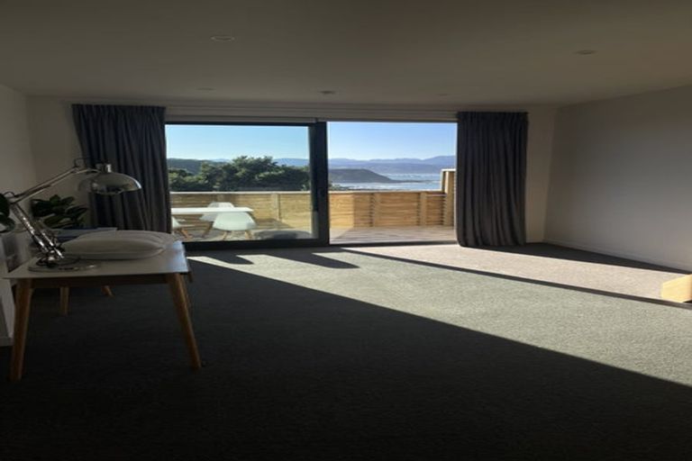 Photo of property in 7/52 High Street, Island Bay, Wellington, 6023