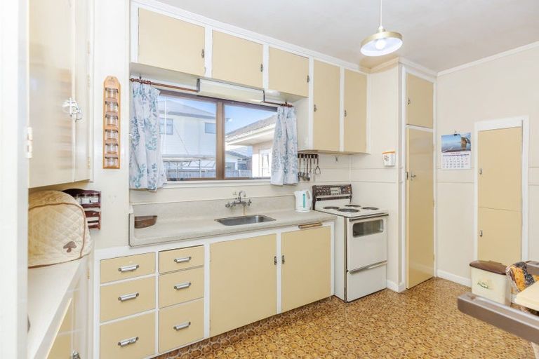 Photo of property in 10 Mahana Road, St Andrews, Hamilton, 3200