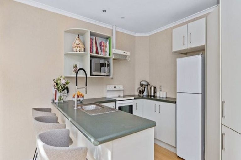 Photo of property in 14 Gill Road, Bay View, Napier, 4104