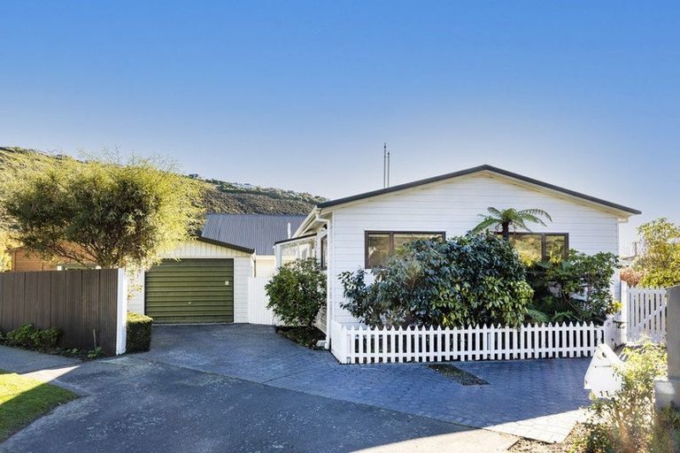 Photo of property in 2/11 Duncan Street, Sumner, Christchurch, 8081
