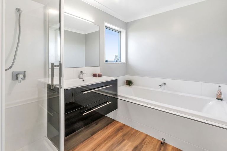 Photo of property in 36 Flint Road, Rolleston, 7614