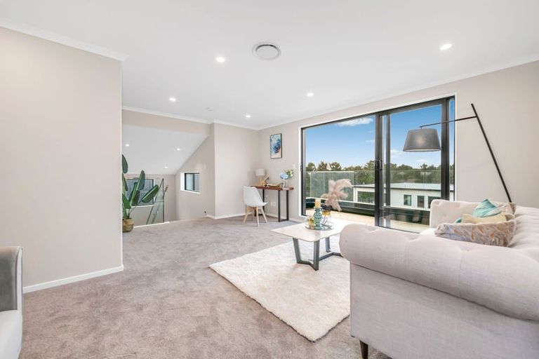 Photo of property in 23 Bremner Ridge Street, Flat Bush, 2019