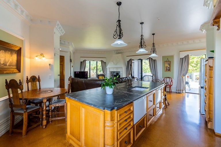 Photo of property in 99 Parakiore Road, Ngararatunua, Kamo, 0176