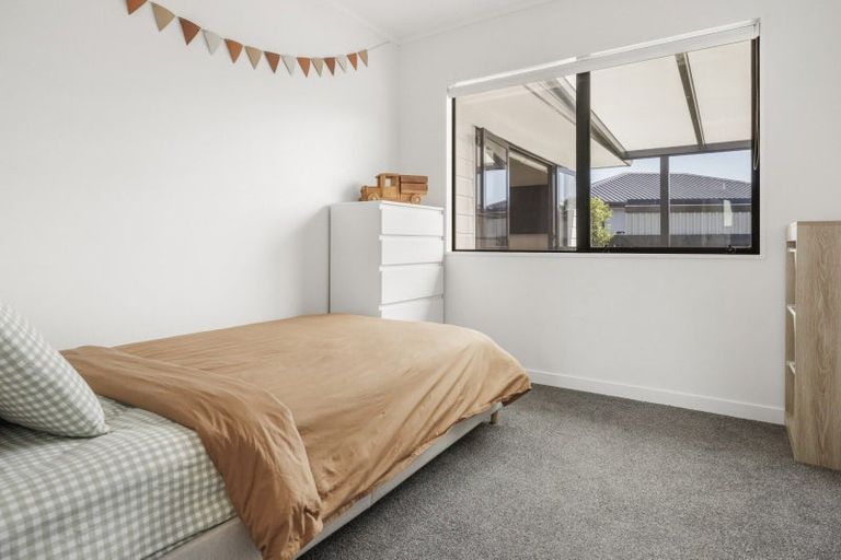 Photo of property in 61 Kane Road, Papamoa Beach, Papamoa, 3118