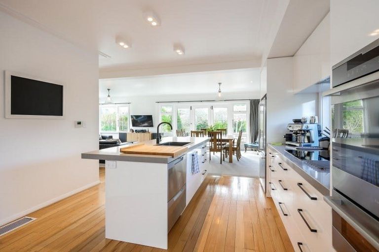 Photo of property in 39 Drivers Road, Maori Hill, Dunedin, 9010