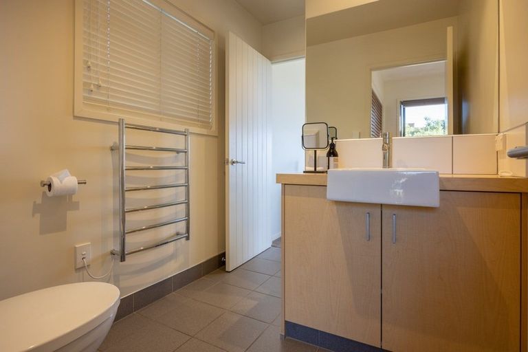 Photo of property in 5a Matrica Court, Wanaka, 9305