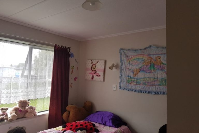 Photo of property in 36 Grove Road, Papakura, 2110