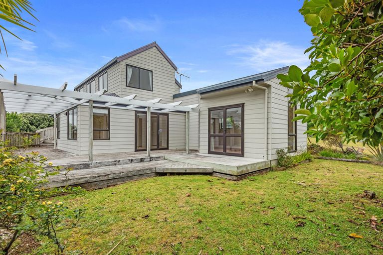 Photo of property in 51 George Point Road, Onerahi, Whangarei, 0110