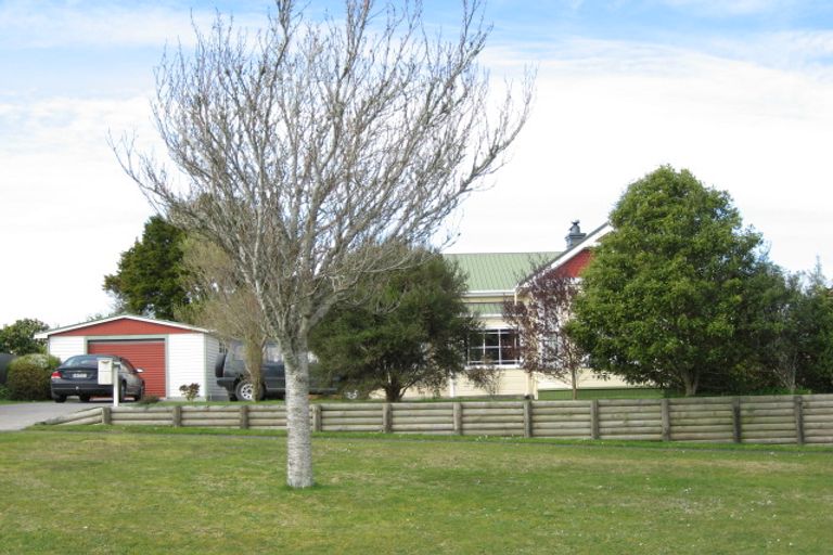 Photo of property in 2 Portia Street, Stratford, 4332