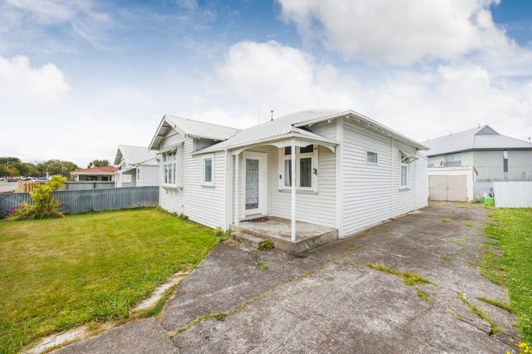 Photo of property in 31 Mcgiffert Street, Palmerston North, 4410