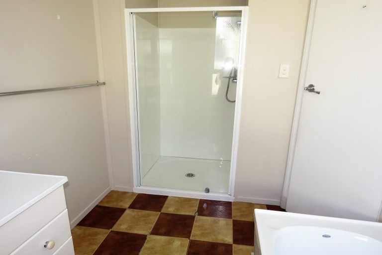 Photo of property in 136 Russell Street, Westport, 7825