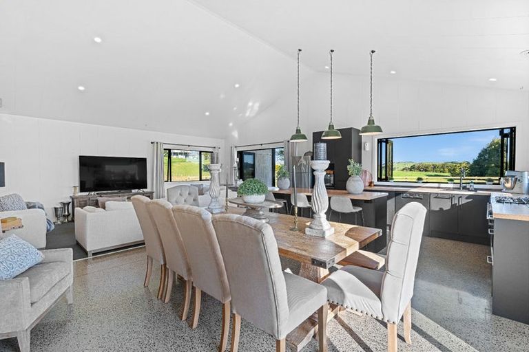 Photo of property in 8 Paparoa Road, Mangapai, Whangarei, 0178