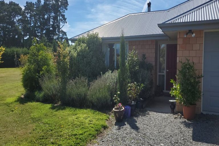 Photo of property in 672 Depot Road, Burnt Hill, Oxford, 7495