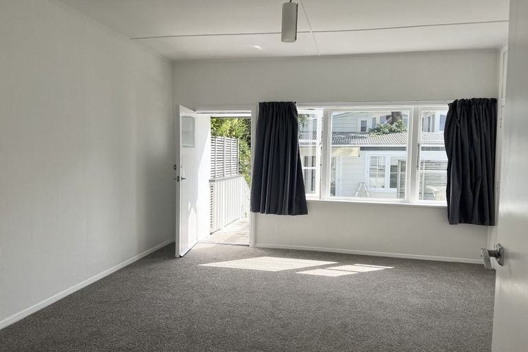 Photo of property in 26 Tinakori Road, Thorndon, Wellington, 6011