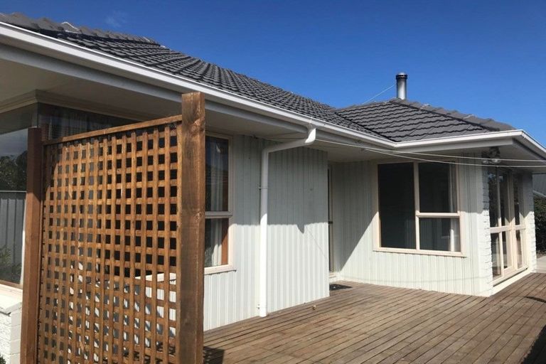 Photo of property in 15 Rosella Street, Broomfield, Christchurch, 8042