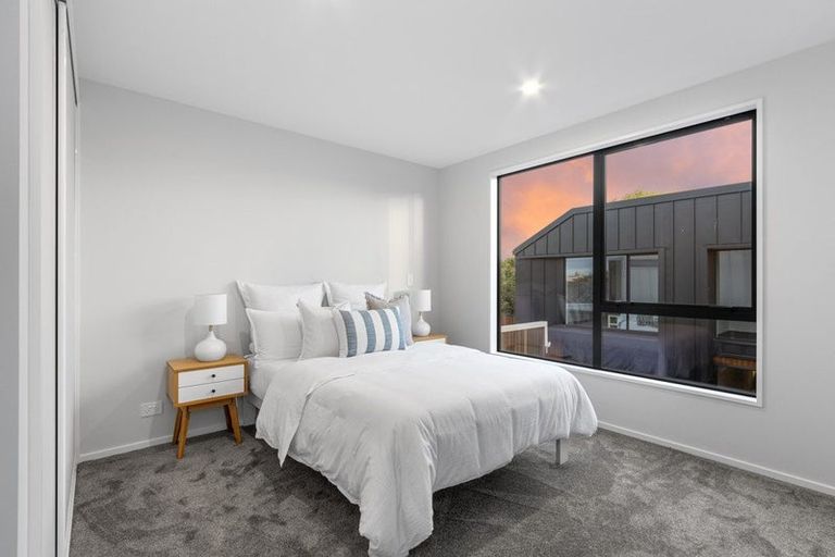 Photo of property in 2/76 Caledonian Road, St Albans, 8014