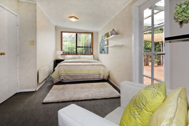 Photo of property in 201 Shaw Road, Titirangi, Auckland, 0604