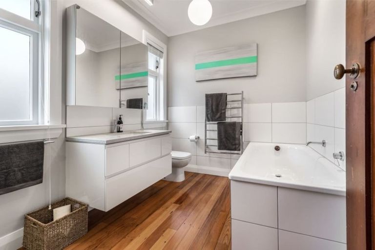 Photo of property in 12 Sunderland Avenue, Hobsonville, Auckland, 0616