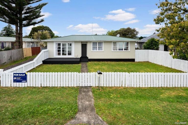 Photo of property in 1/18 Harper Street, Papakura, 2110