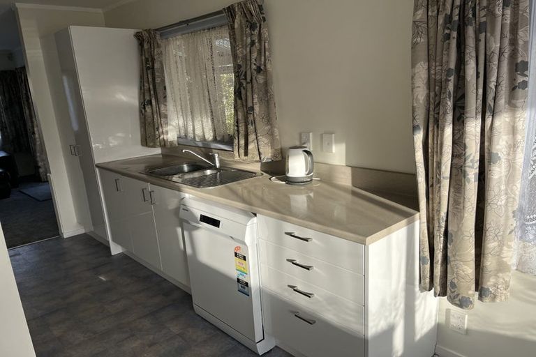 Photo of property in 7 Foundation Place, Glen Eden, Auckland, 0602