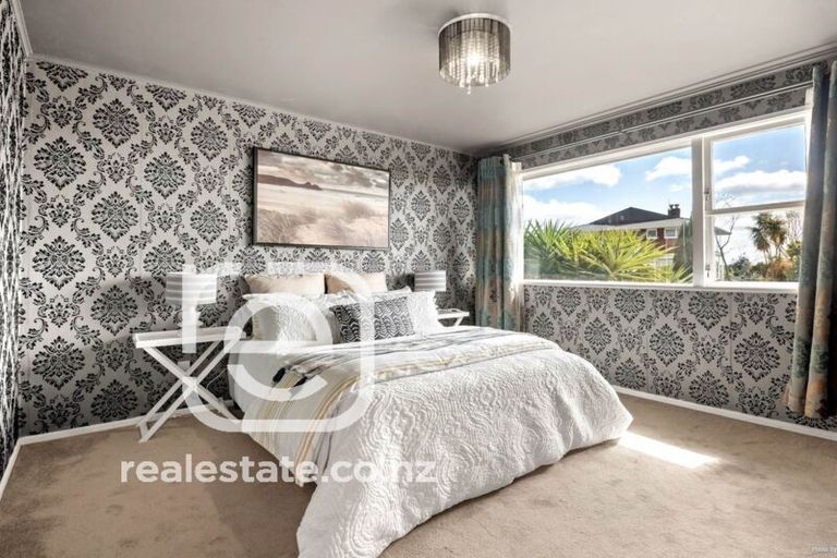 Photo of property in 84 Glamorgan Drive, Torbay, Auckland, 0630