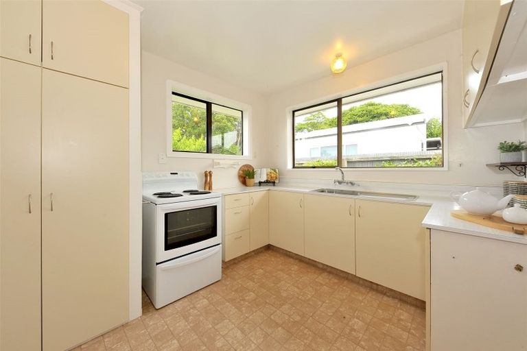 Photo of property in 155 Springs Road, Hornby, Christchurch, 8042