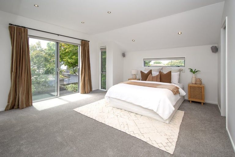 Photo of property in 11 Mclellan Place, Ilam, Christchurch, 8041