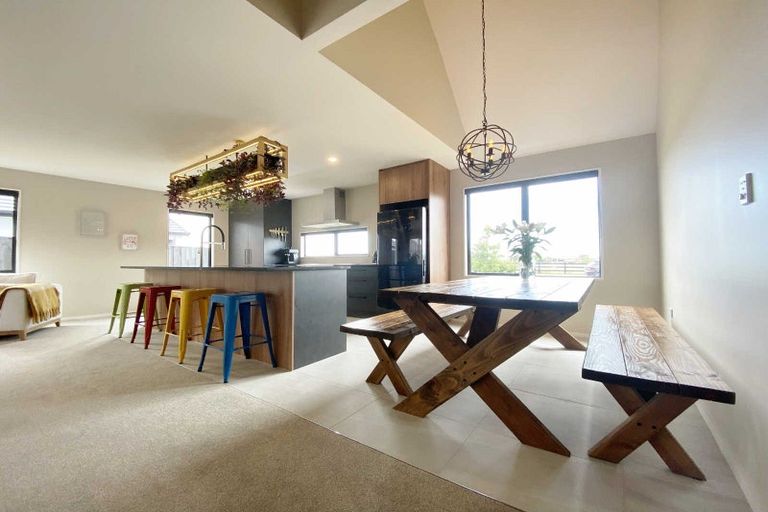 Photo of property in 16 Munro Lane, Rolleston, 7615