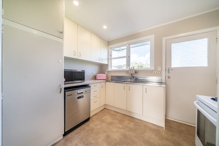 Photo of property in 132a Martin Street, Wallaceville, Upper Hutt, 5018