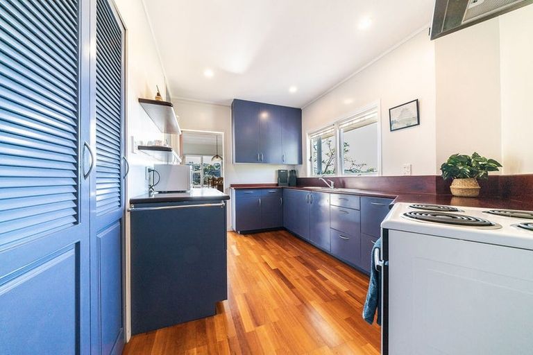 Photo of property in 188 Beach Road, Campbells Bay, Auckland, 0630