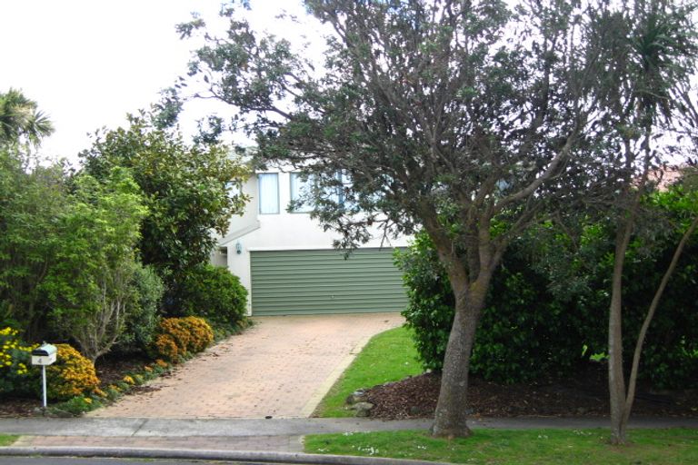 Photo of property in 2 Farnell Place, Gulf Harbour, Whangaparaoa, 0930