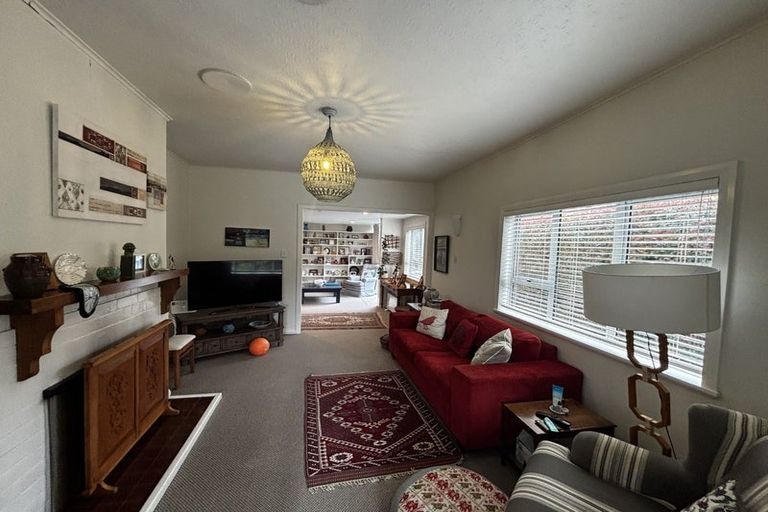 Photo of property in 115 Brooklands Road, Brooklands, New Plymouth, 4310