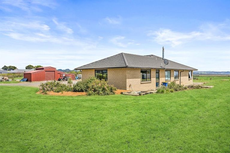 Photo of property in 251 Mairetahi Road, South Head, Helensville, 0874