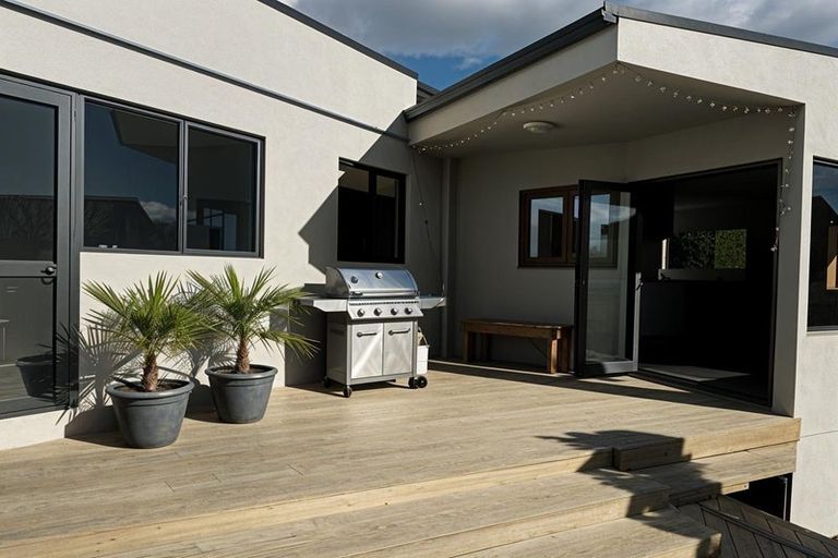 Photo of property in 66 Tawavale Street, Pukehangi, Rotorua, 3015