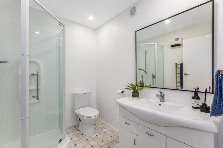 Photo of property in 18 Palm Grove, Belmont, Lower Hutt, 5010