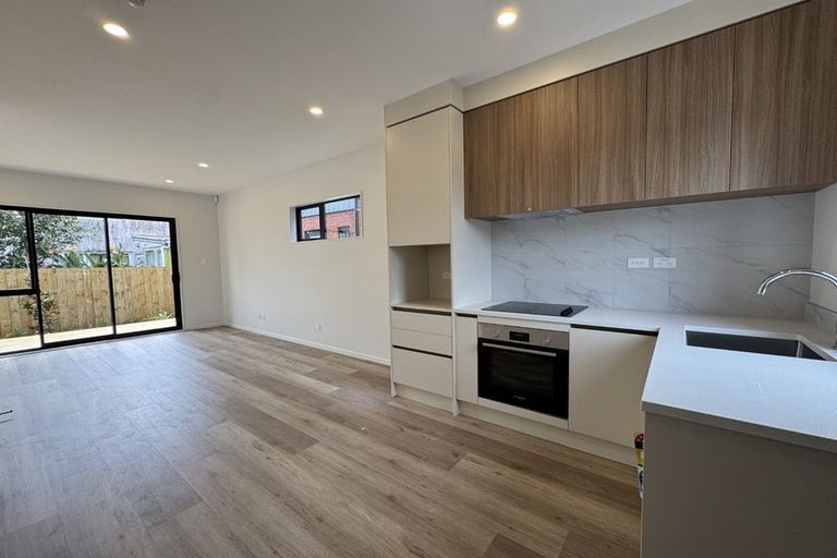 Photo of property in 4/35 Crawford Avenue, Mangere Bridge, Auckland, 2022