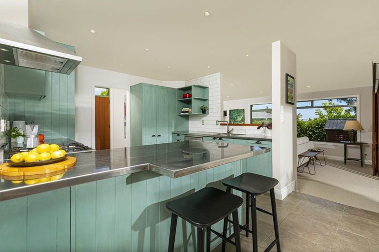 Photo of property in 2/305 Lake Road, Hauraki, Auckland, 0622