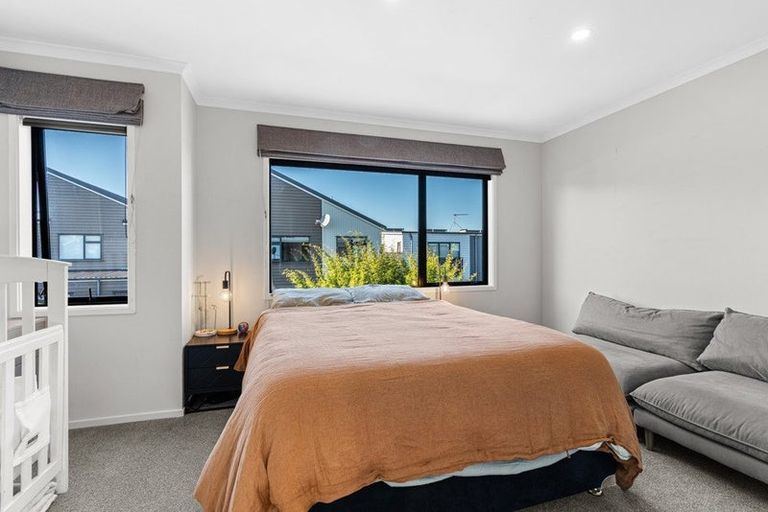 Photo of property in 21 Saltmarsh Road, Hobsonville, Auckland, 0616